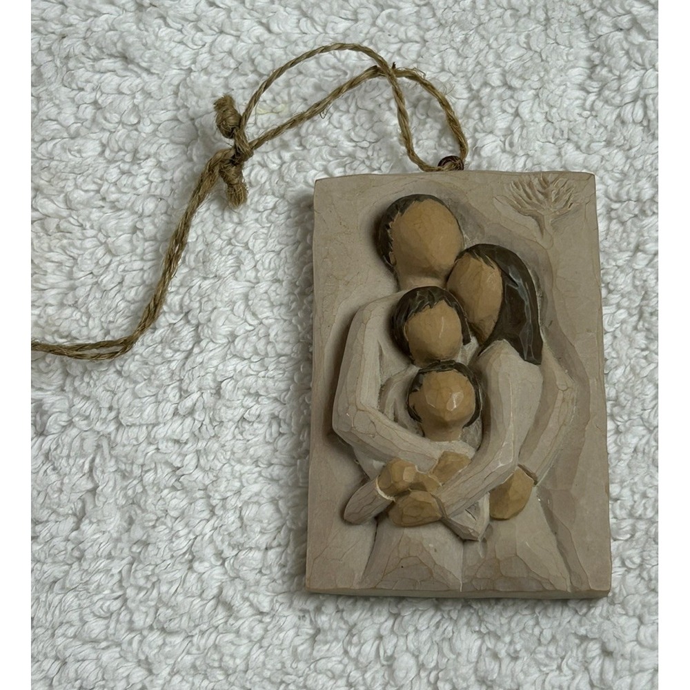 Vintage Willow Tree Family A Lifetime Of Love Ornament By Susan Lordi 2001 *EUC*